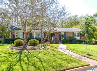 2303 Greenwood Dr SE, Decatur, AL 35601