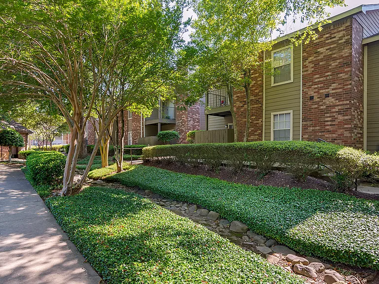 Pear Orchard Apartments — Photo 25