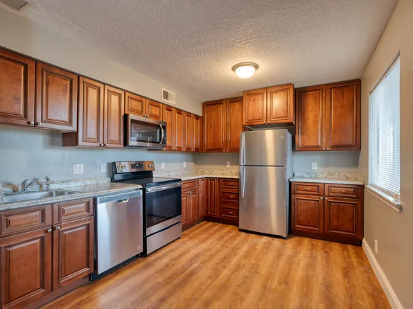 11912 Indian School Rd NE #6, Albuquerque, NM 87112