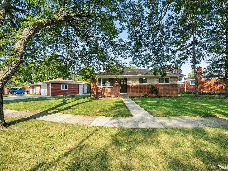 1st image of 31349 Edwood Dr