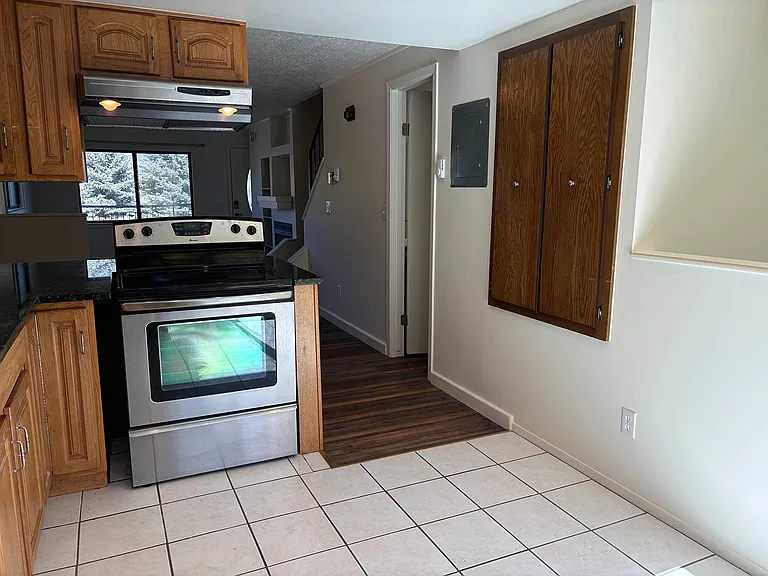 1601 Woodbridge Ct #1601 — Photo 26