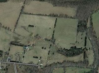 2590 Daniels Ln, Cookeville, TN 38506