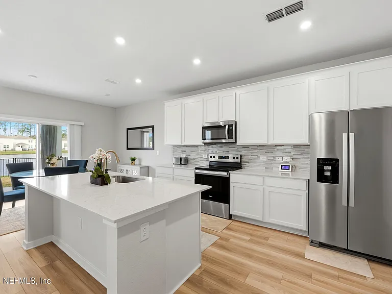14742 Cashew Ave — Photo 15