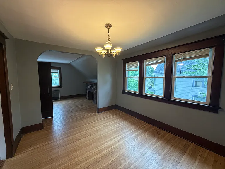 227 Heath St #2 — Photo 8