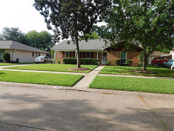 2nd image of 2603 Florence Ave