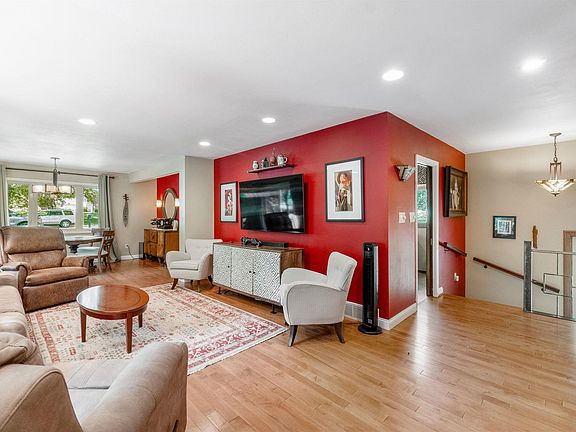 5th image of 2609 Tilton Dr