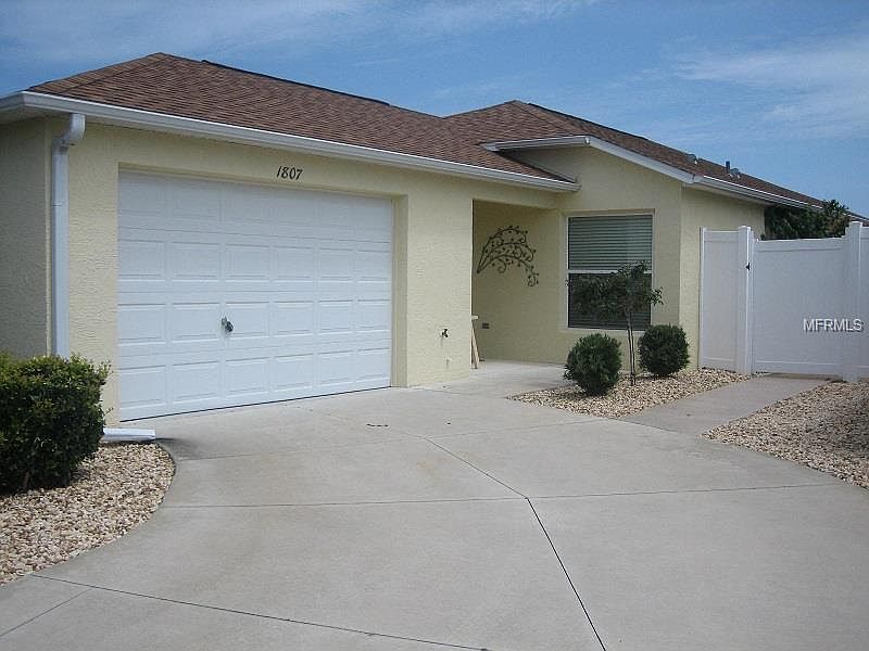 1st image of 1807 Wildflower Pl