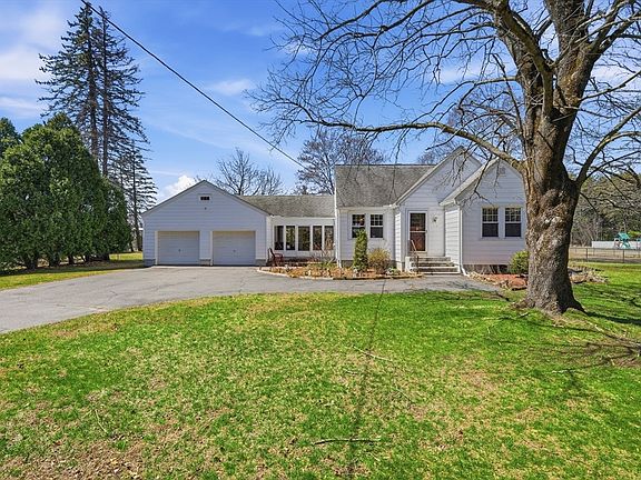 2nd image of 182 Lockhouse Rd