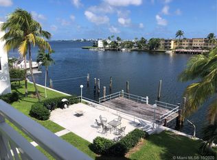 7939 West Dr APT 303, North Bay Village, FL 33141