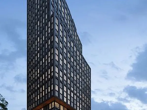 100 Queen St E #1101, Toronto, ON M5C 0B5