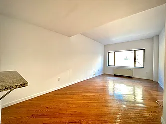 Rented by Addison Property Group