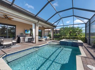7496 Moorgate Point Way, Naples, FL 34113