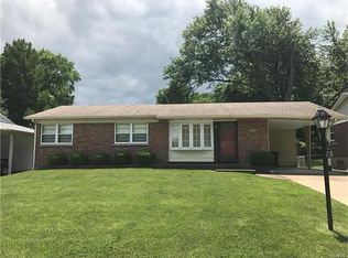 4716 Blackhawk Dr, Saint Louis, MO