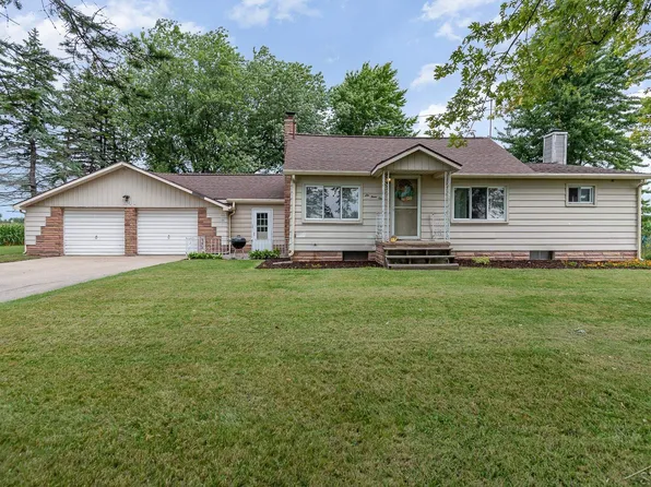 641 E Neuman Rd, Pinconning, MI 48650