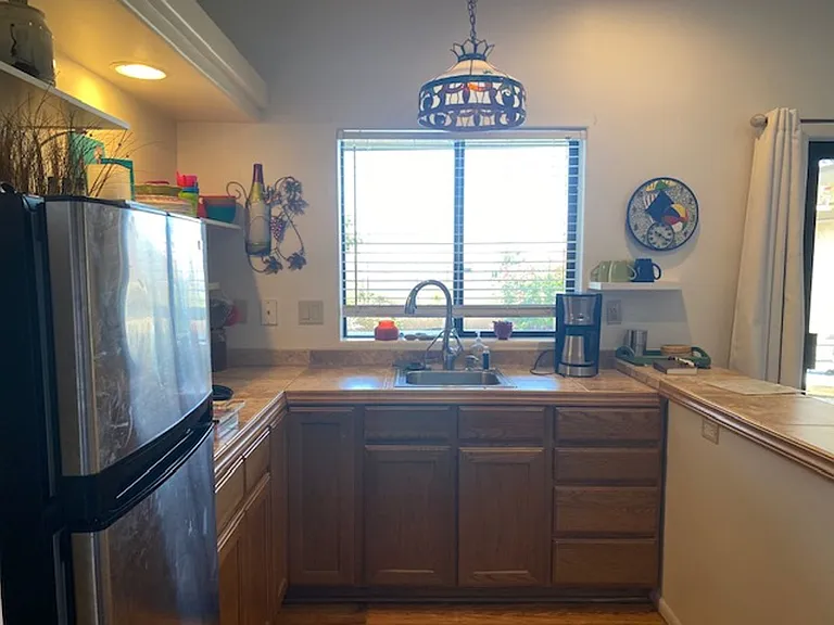 2592 Beverly Glen Dr — Photo 8
