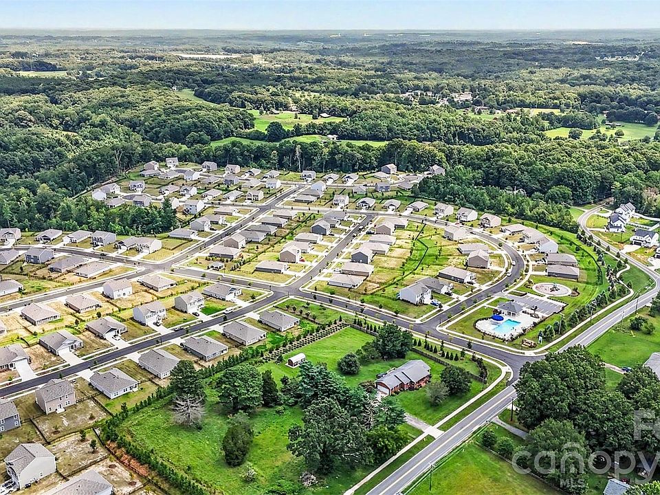 1st image of 495 Perry Rd