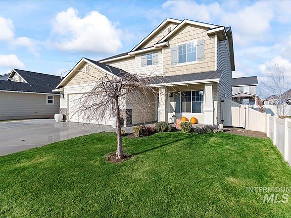 3rd image of 4882 W Avilla Dr