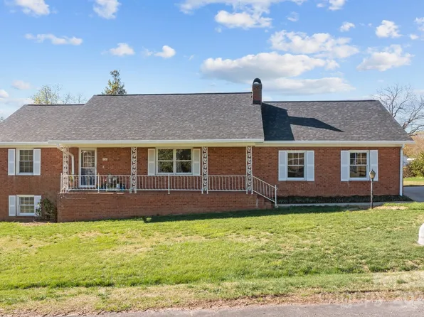 2301 Dawson St, Kannapolis, NC 28081