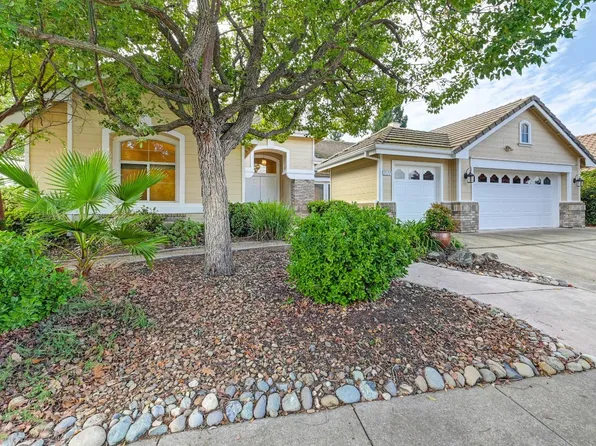 7177 Firefly Green Ln, Roseville, CA 95747