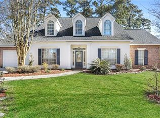 1142 Springwater Dr, Mandeville, LA 70471