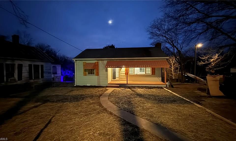 1st image of 300 Dameron St