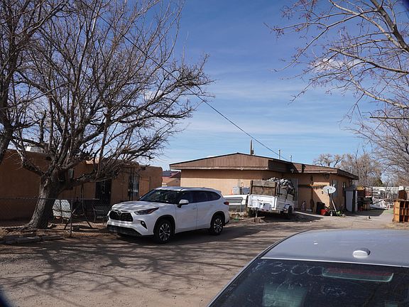 4th image of 2801 Rio Bravo Blvd SW