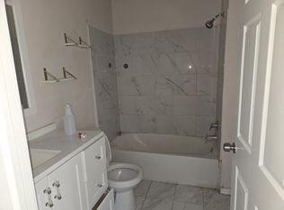 6873 Saline Dr UNIT 6, Waterford, MI