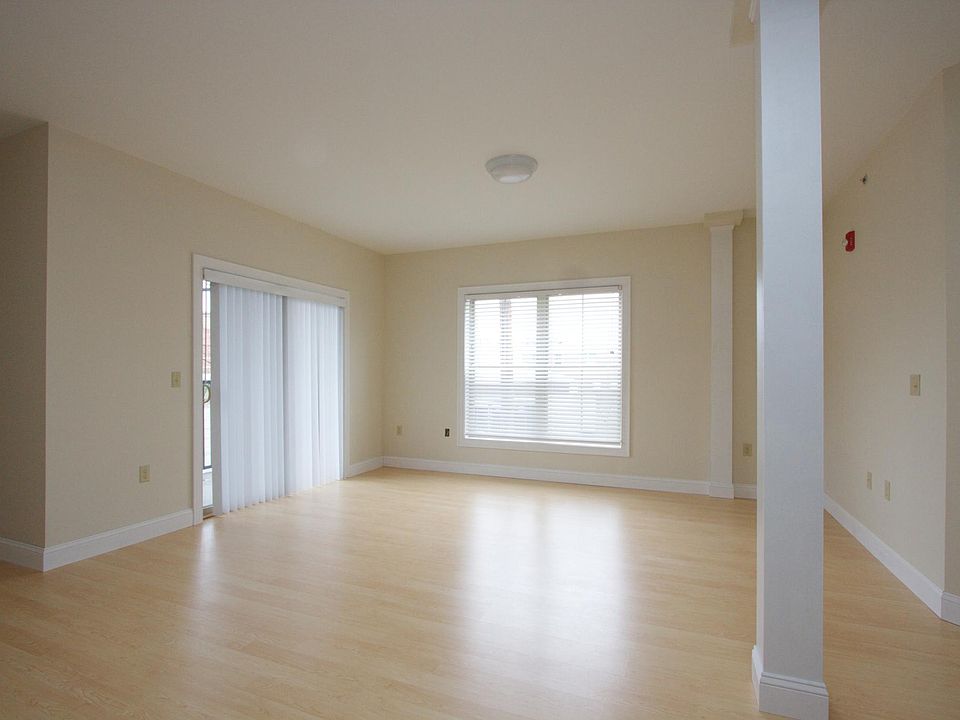 Living room empty