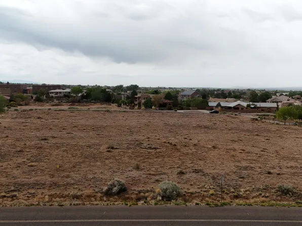 8801 Beverly Hills Ave NE, Albuquerque, NM 87122