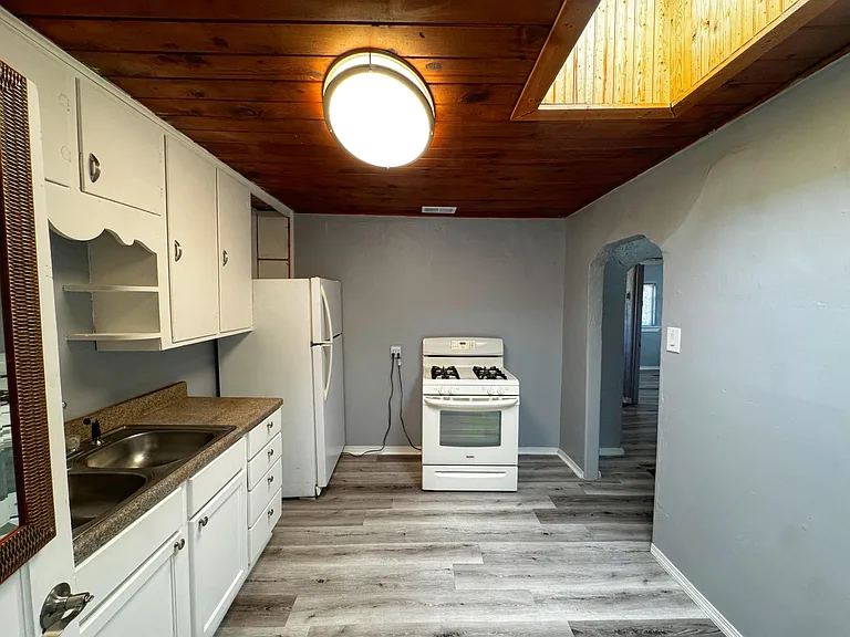 426 Headingly Ave NW #A — Photo 21