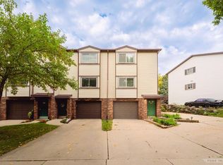 2890 Cimarron Trl, Madison, WI 53719