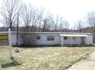 114 Coleman Dr, New Brighton, PA 15066