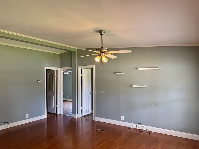 205 Winding Way — Photo 9