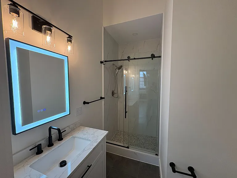 401 N Warren St #101 — Photo 13