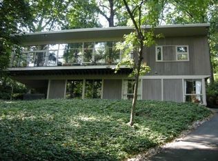 21 Burning Tree Ct, Bethesda, MD 20817