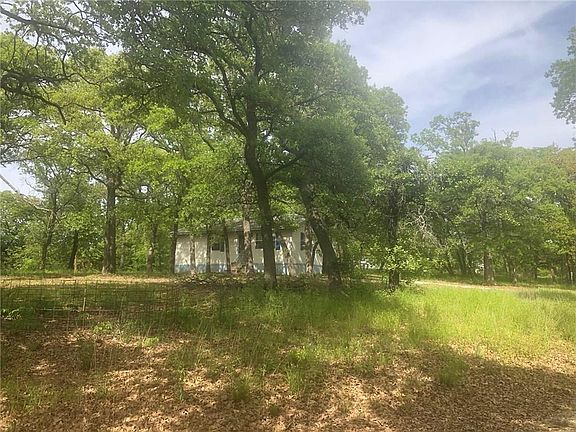 2nd image of 1603 County Road 2117
