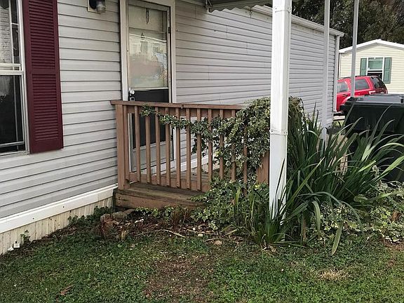 2nd image of 26 Park Ln