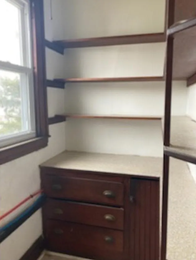 2 bed, 1300 sqft, $2,195 — Photo 4