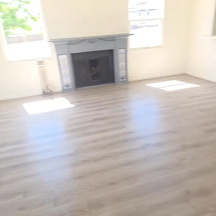 1531 Newport Ave