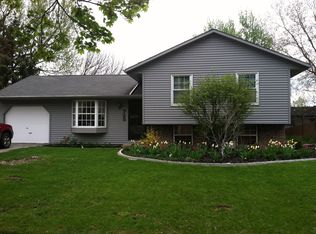 735 Bradley Ave, Matteson, IL 60443