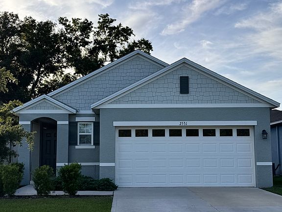 3rd image of 2531 Avalon Park Blvd