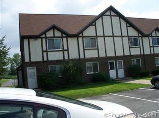 1320 Meriden Rd APT 12, Waterbury, CT 06705