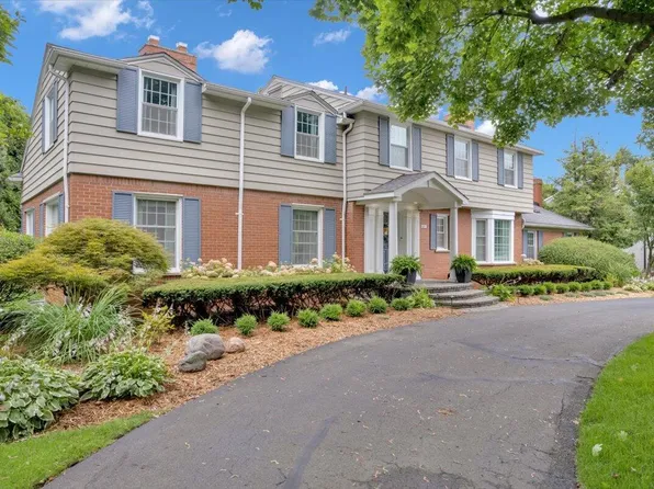 431 N Cranbrook Rd, Bloomfield Hills, MI 48301