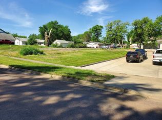 503 N 4th St, Beresford, SD 57004
