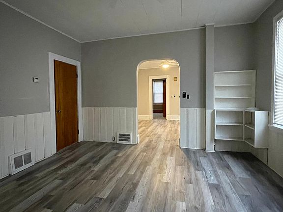 2nd image of 1372 E 41st St #1