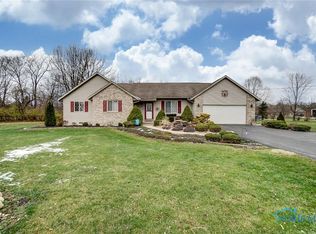 930 Sherwood Ave, Findlay, OH 45840