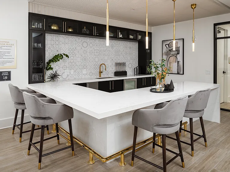 The Beverly by Alta — Photo 24