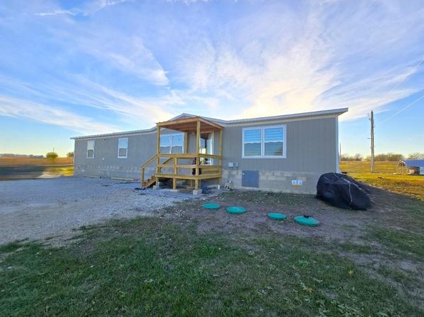 115 Private Road 172