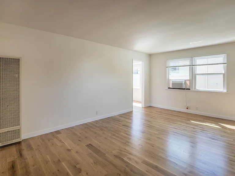 11928 Venice Blvd #11932 — Photo 13