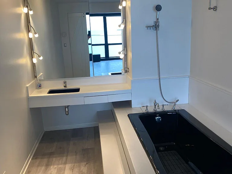 900 N Lake Shore Dr #14091411 — Photo 21
